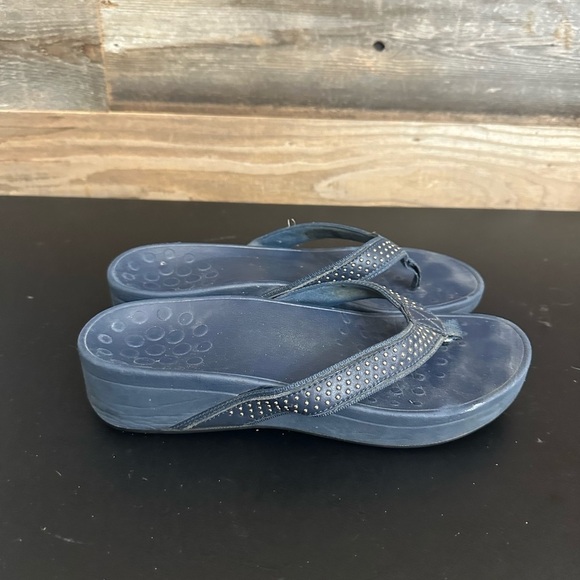 Vionic Blue Kehoe Platform Wedge Heel Gold Studded Flip Flops Women's size 9 - Picture 3 of 8